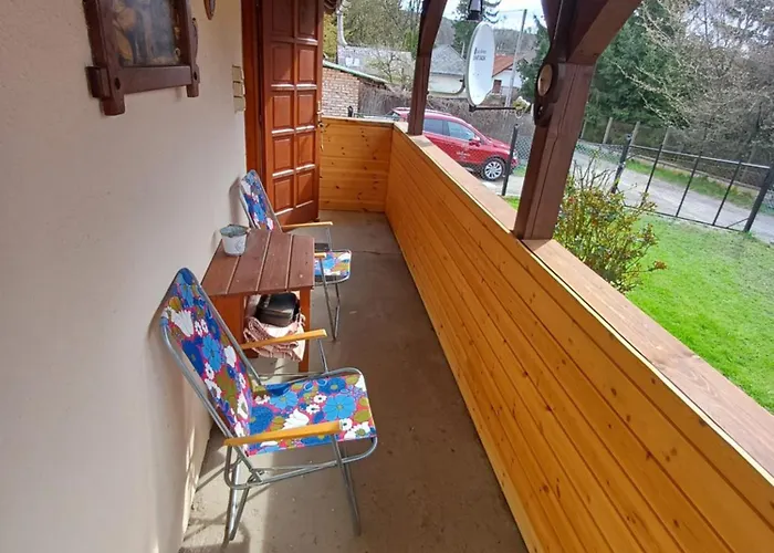 Deak Vendeghaz Апартаменты *